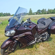Szyba do GTR 1400 2007-2014 turystyczna